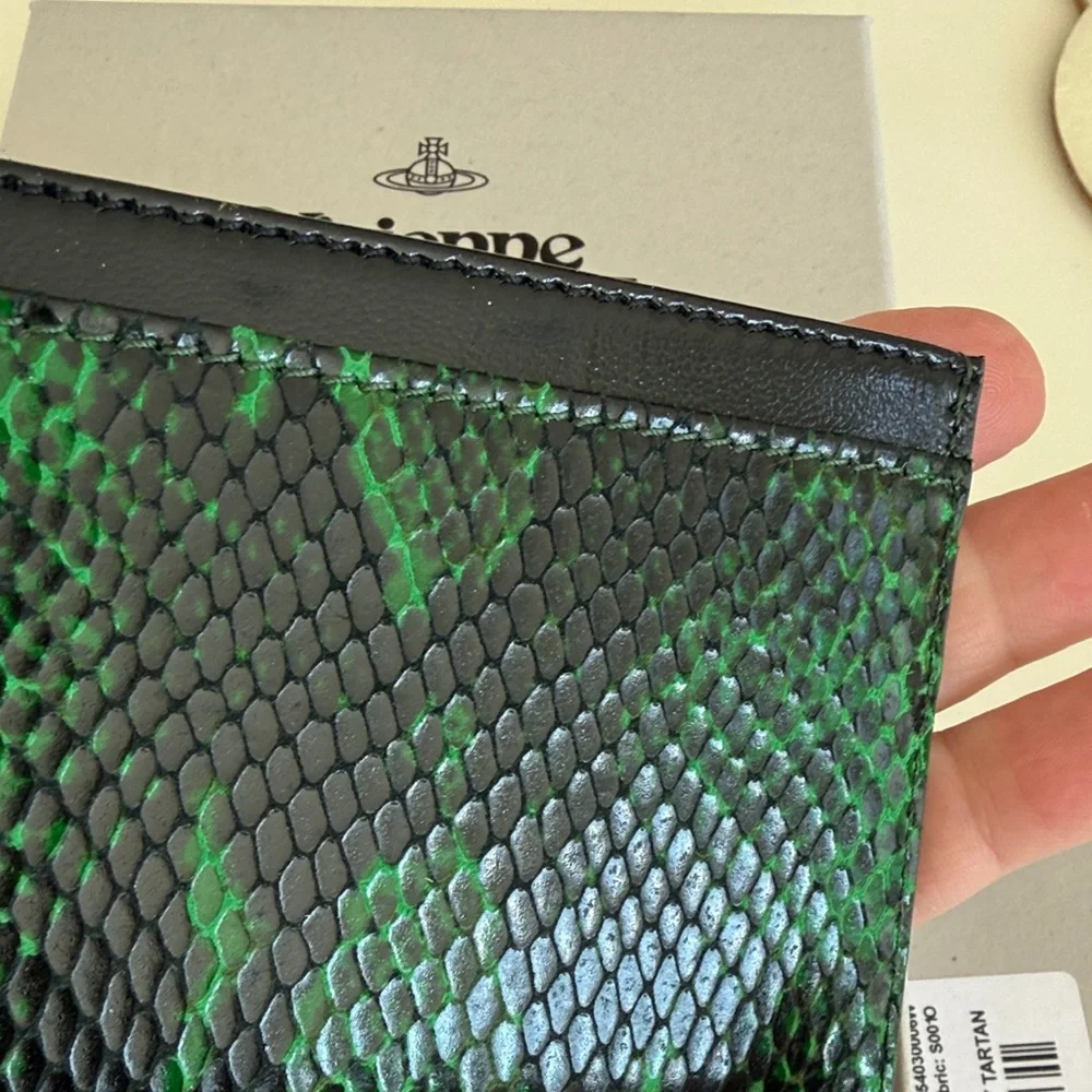 Vivienne Westwood Snakeskin Green Card Holder - Picture 5 of 10
